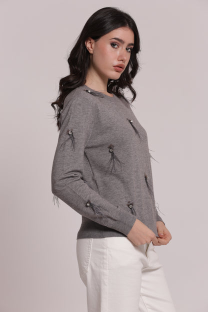 MAGLIA SCOLLO TONDO CON PIUME