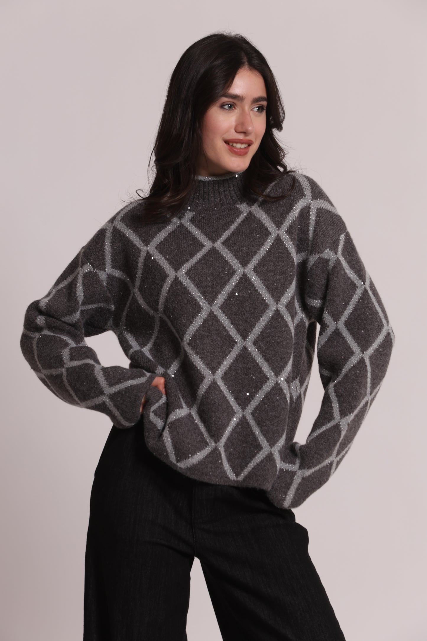 MAGLIA LUPETTO CON DISEGNO GEOMETRICO PAILLETTES