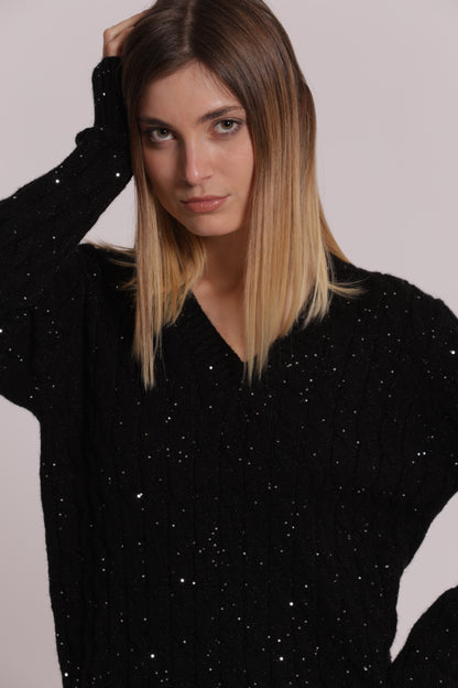 MAGLIA SCOLLO A V CON TRAMA TRECCIA E PAILLETTES