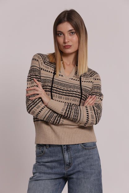 MAGLIA CON DETTAGLI A CONTRASTO