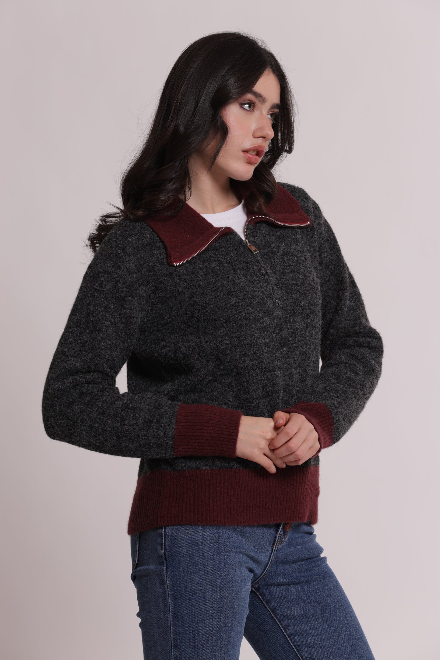 MAGLIA BICOLOR CON ZIP