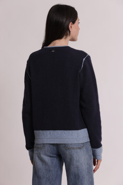 MAGLIA SCOLLO TONDO CON CONSTRASTI