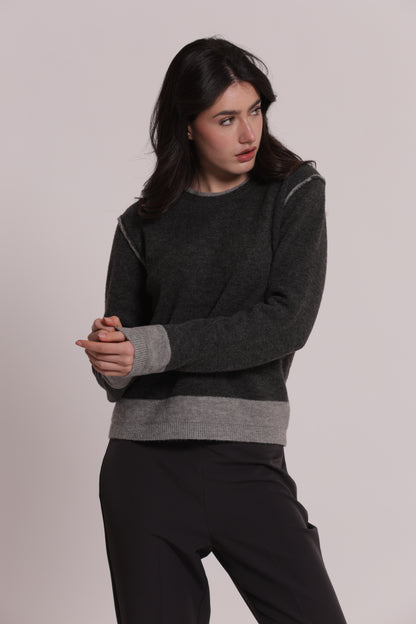 MAGLIA SCOLLO TONDO CON CONSTRASTI