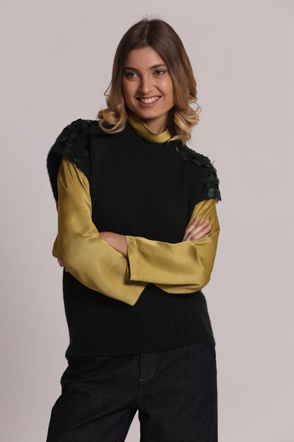 MAGLIA MANICHE CORTE CON PAILLETTES SU SPALLE