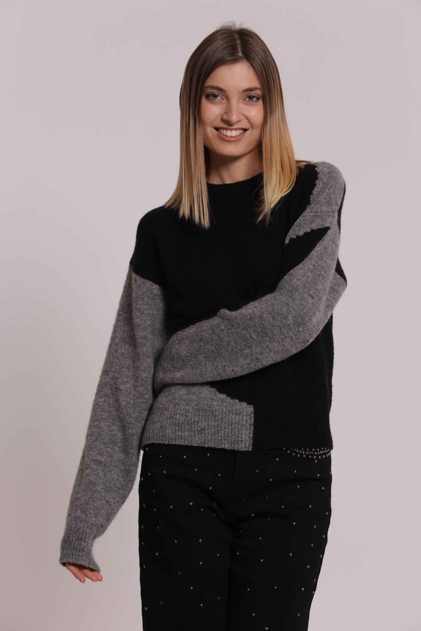 MAGLIA SCOLLO TONDO CON GIOCO BICOLOR