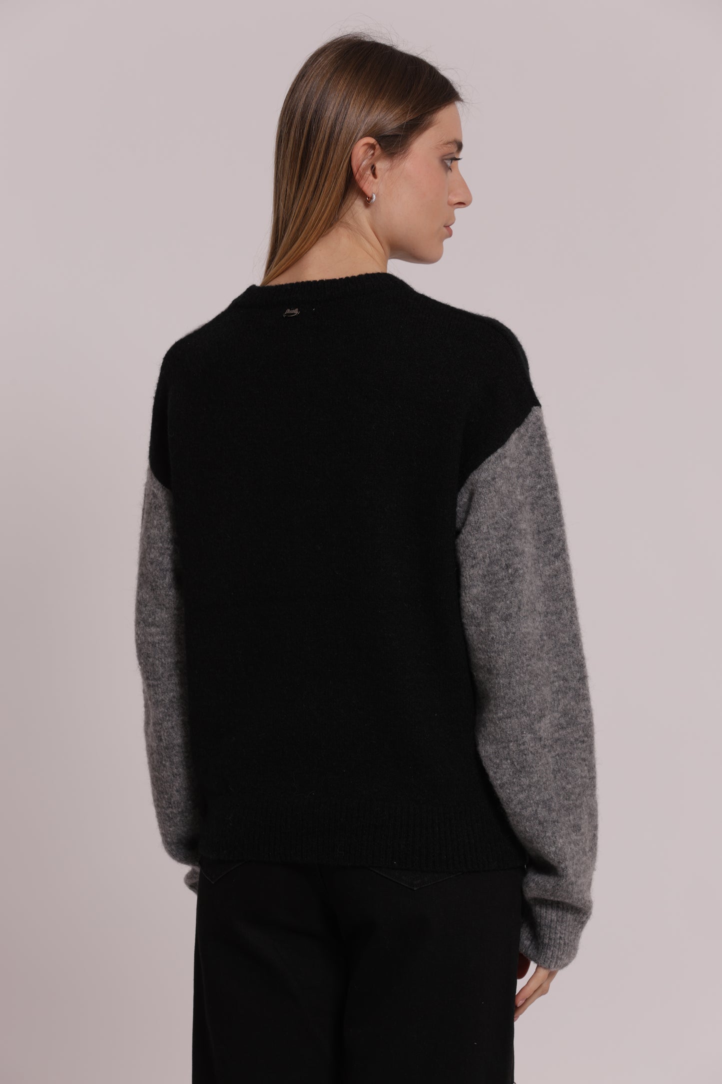 MAGLIA SCOLLO TONDO CON GIOCO BICOLOR