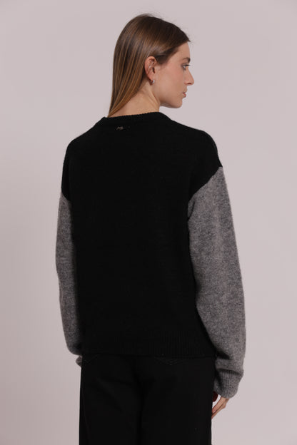 MAGLIA SCOLLO TONDO CON GIOCO BICOLOR
