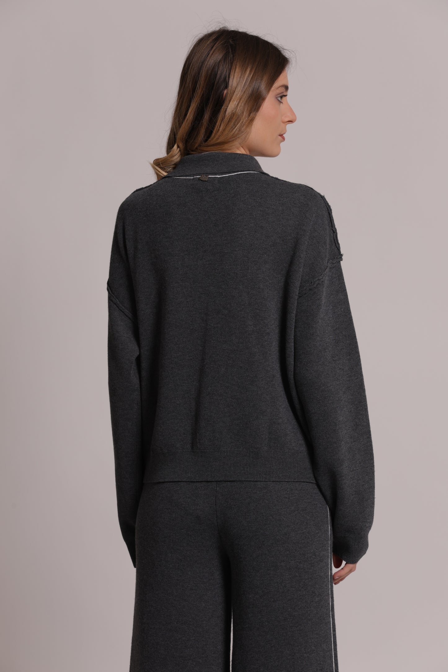 MAGLIA CON ZIP
