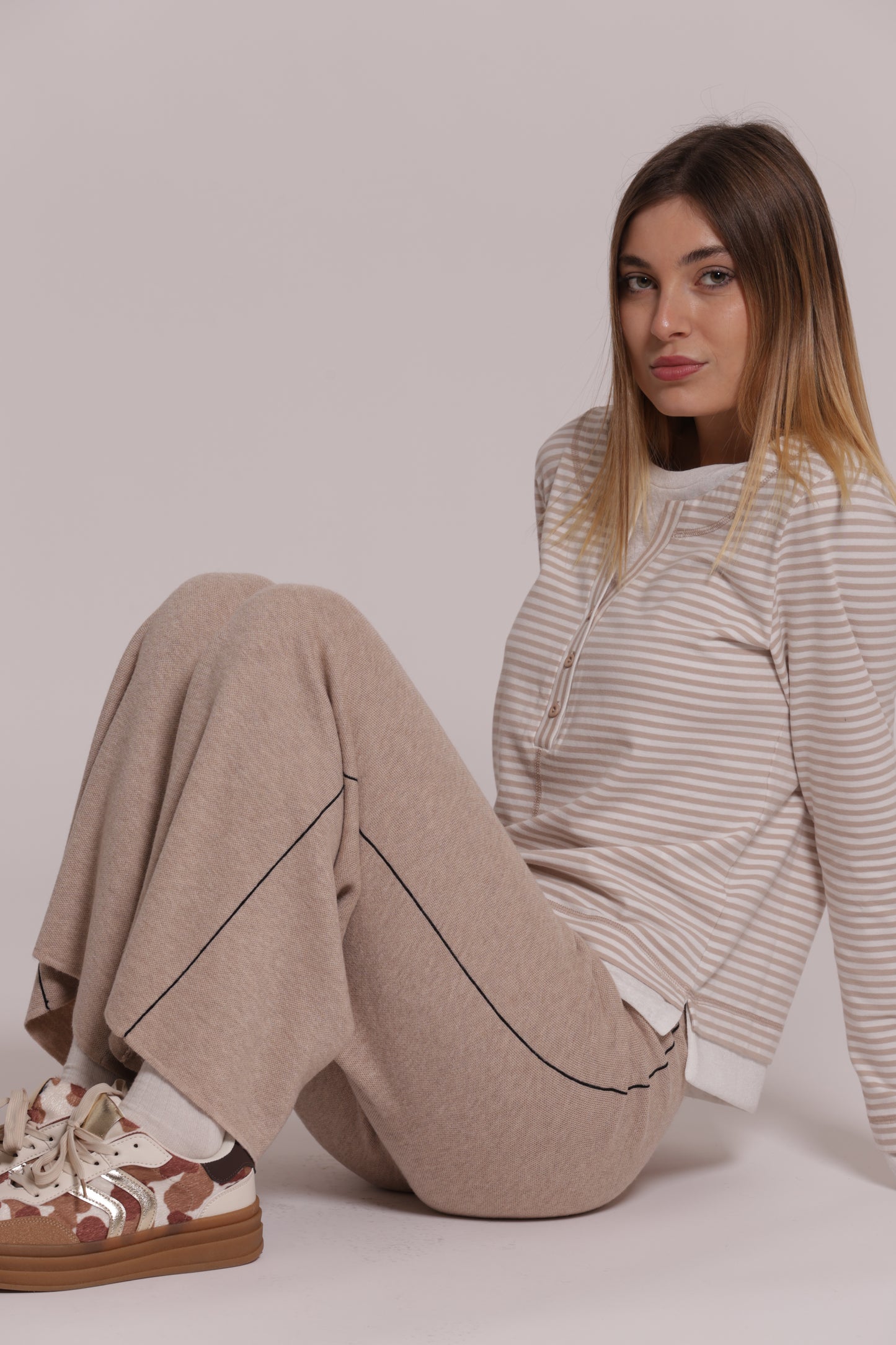 PANTALONI IN MAGLIA