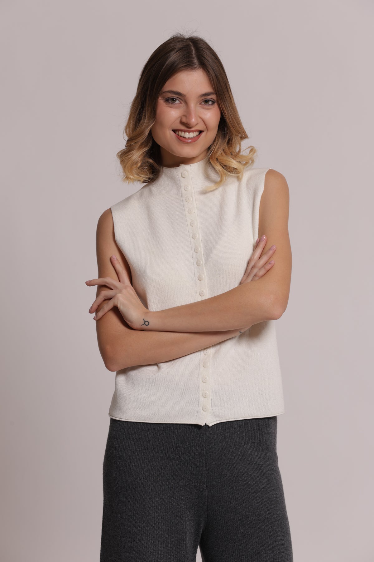 MAGLIA CARDIGAN SMANICATO