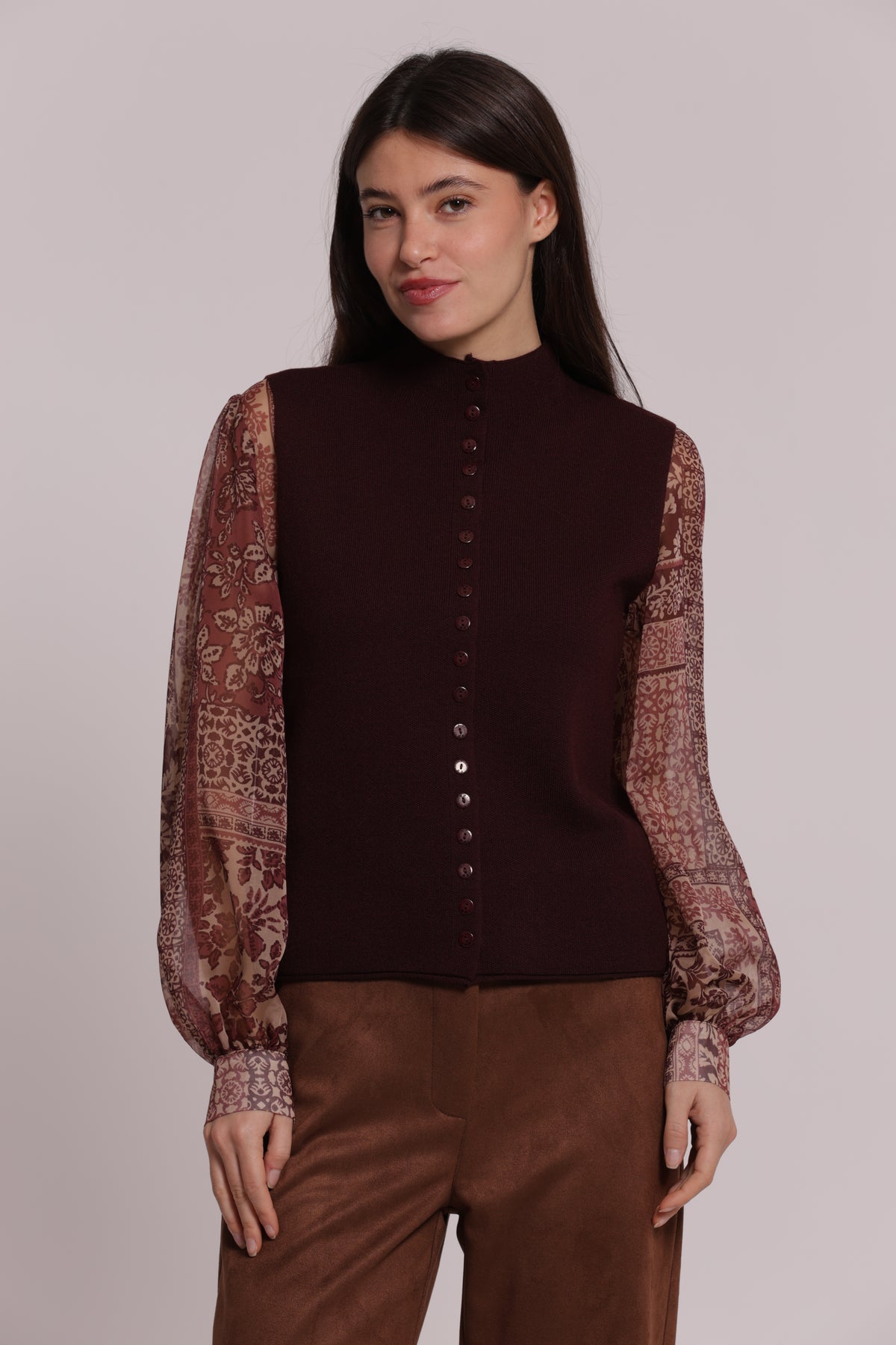 MAGLIA CARDIGAN SMANICATO