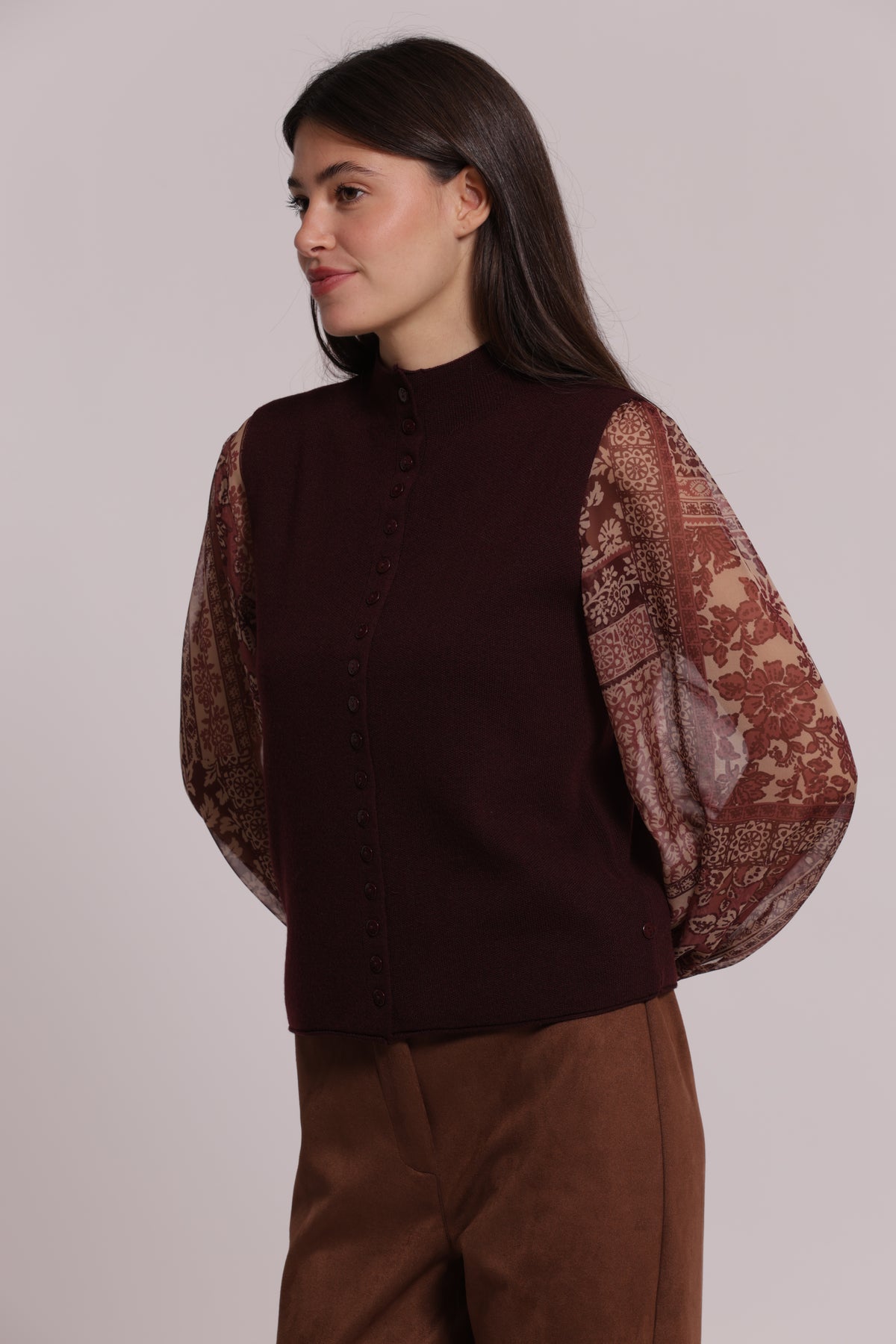 MAGLIA CARDIGAN SMANICATO
