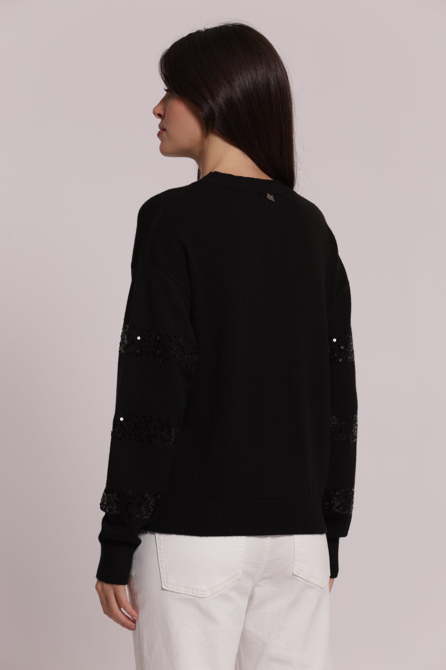 MAGLIA SCOLLO TONDO CON RIGHE IN PAILLETTES