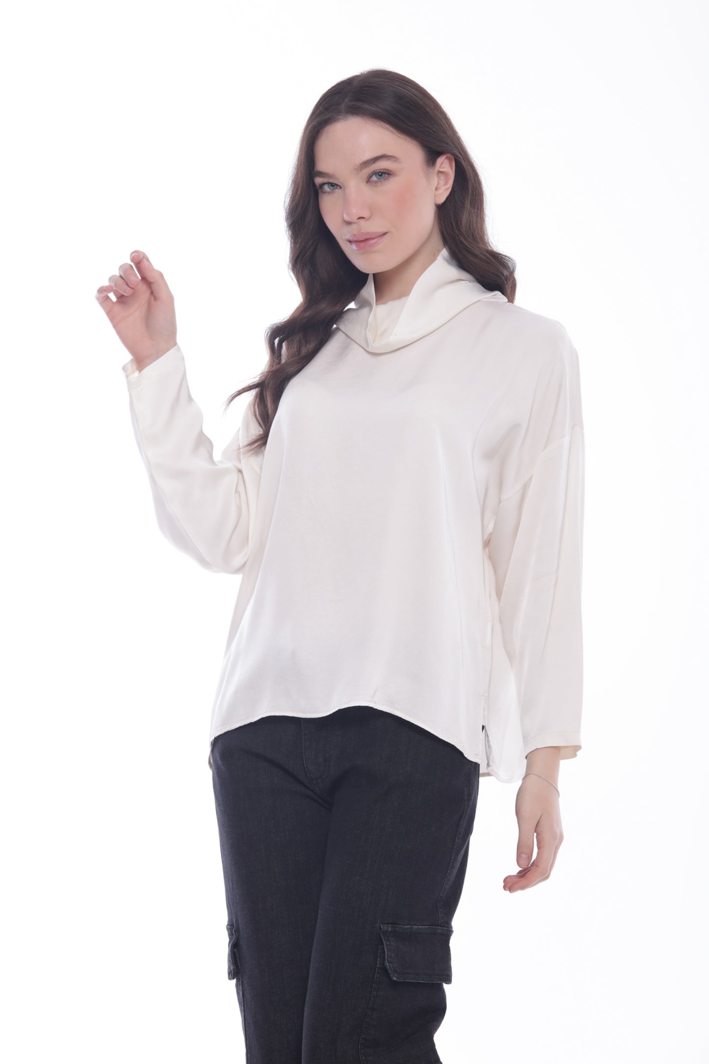 BLUSA CON COLLO MORBIDO IN RASO