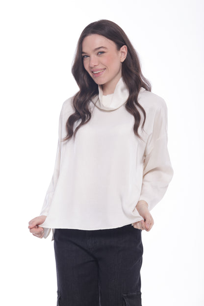 BLUSA CON COLLO MORBIDO IN RASO