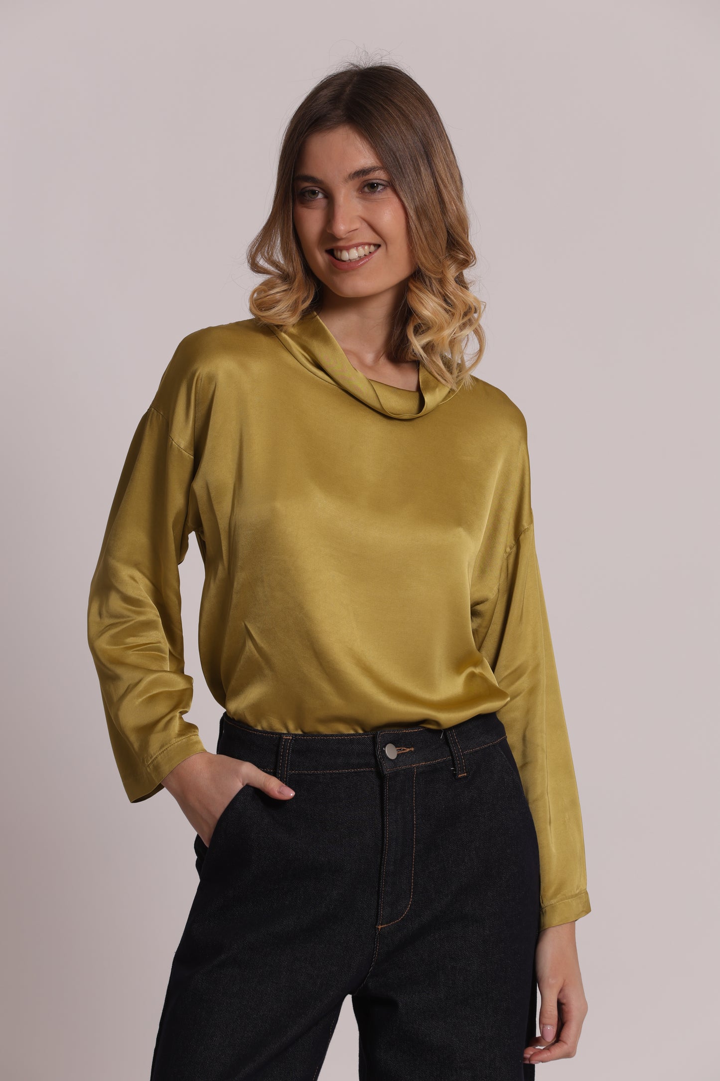 BLUSA OVER IN RASO DI VISCOSA