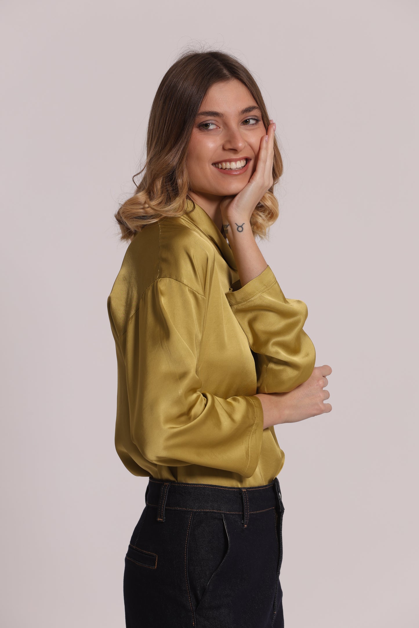 BLUSA OVER IN RASO DI VISCOSA