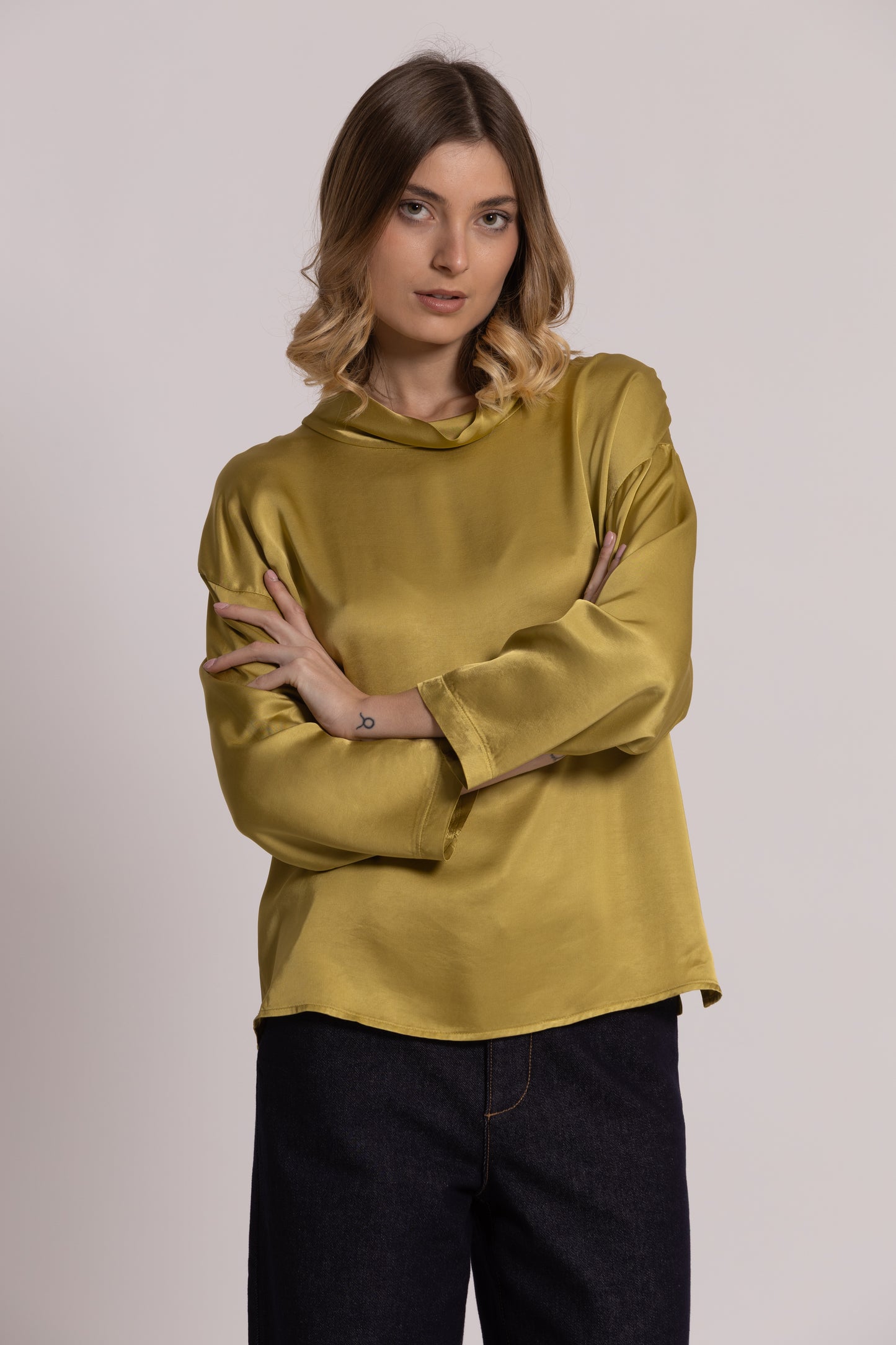 BLUSA OVER IN RASO DI VISCOSA