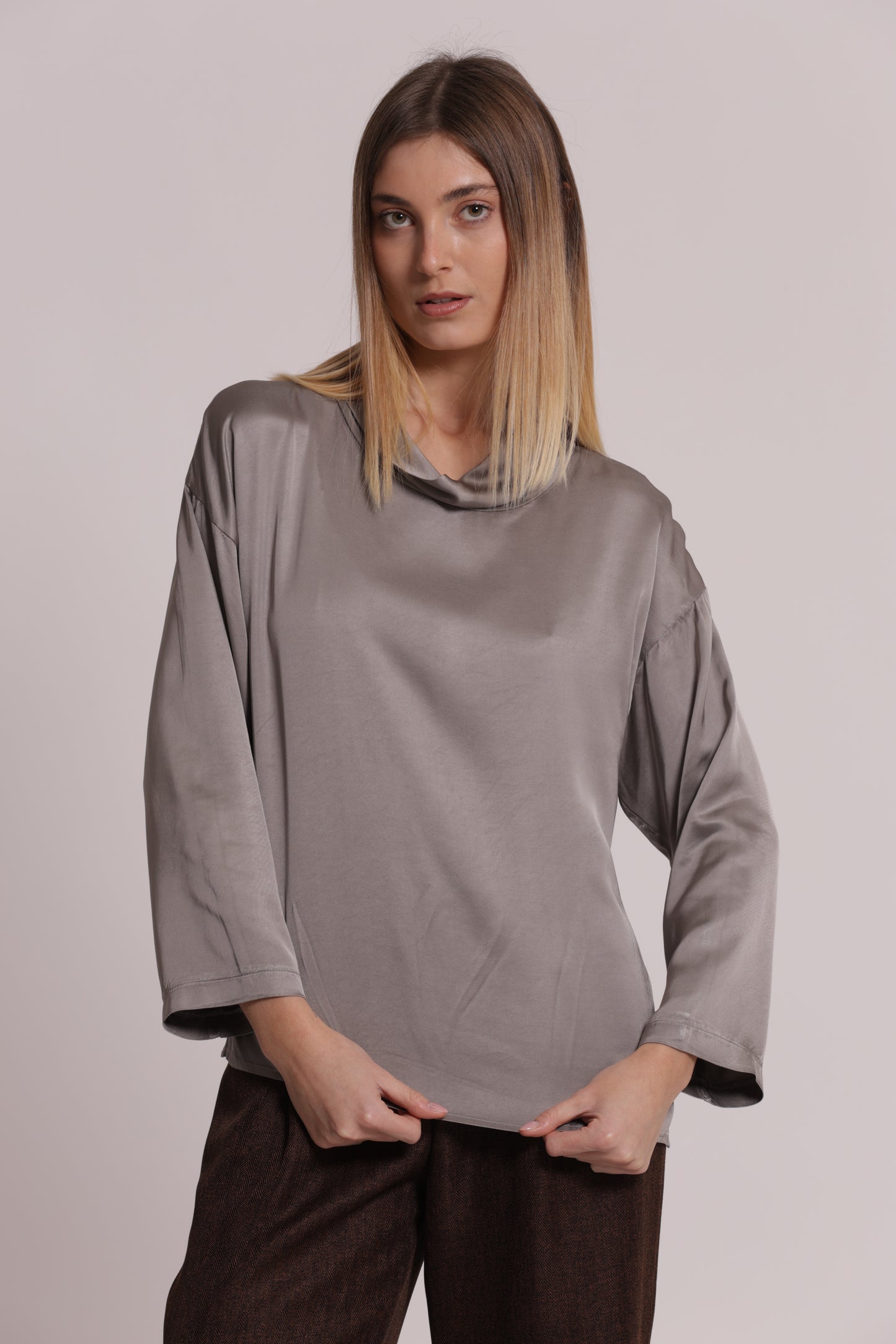 BLUSA OVER IN RASO DI VISCOSA