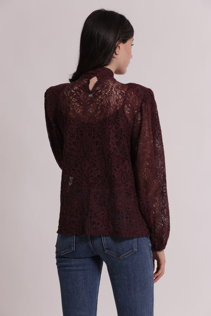 BLUSA IN PIZZO