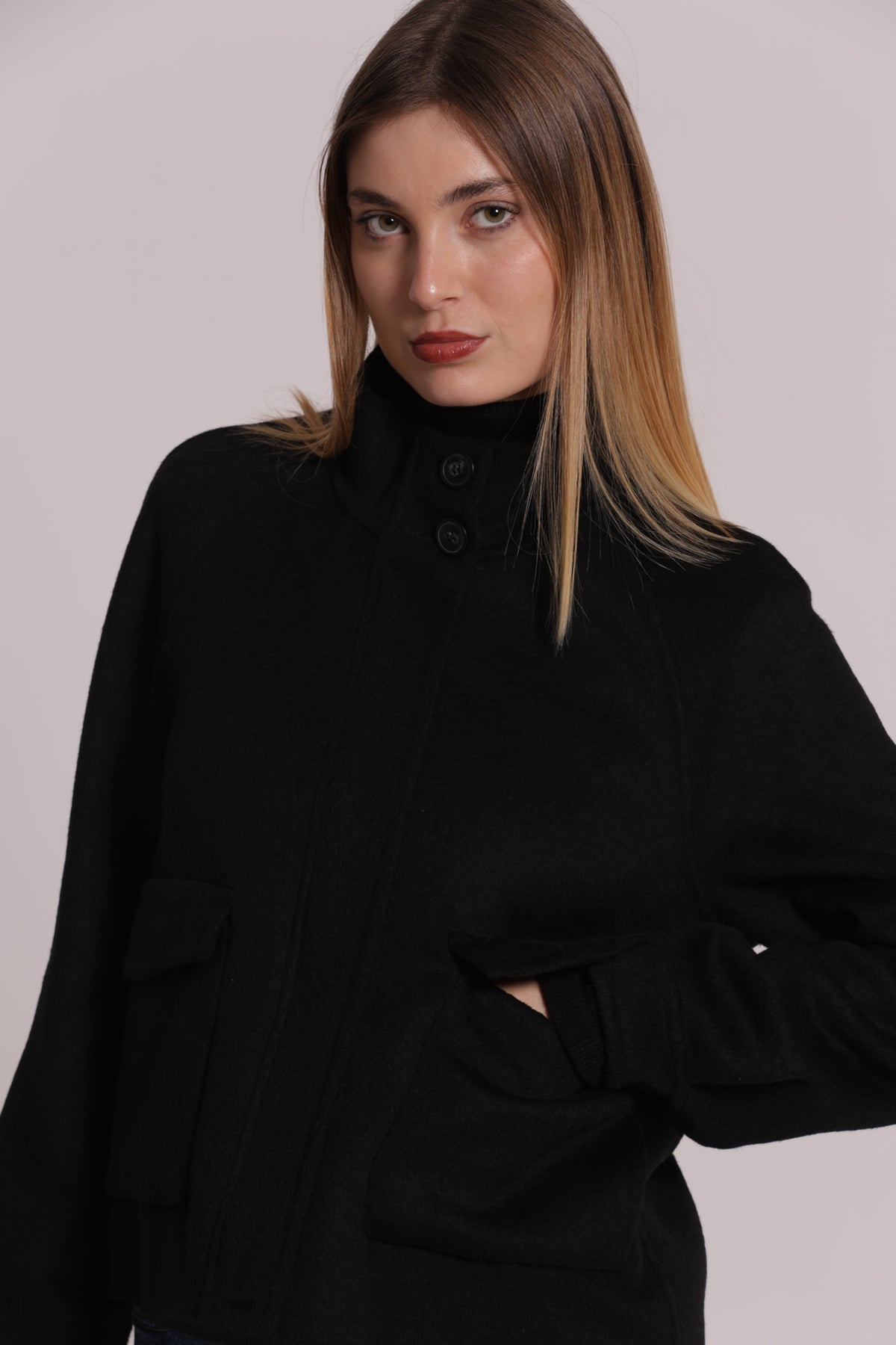 CAPPOTTO CORTO CON ZIP