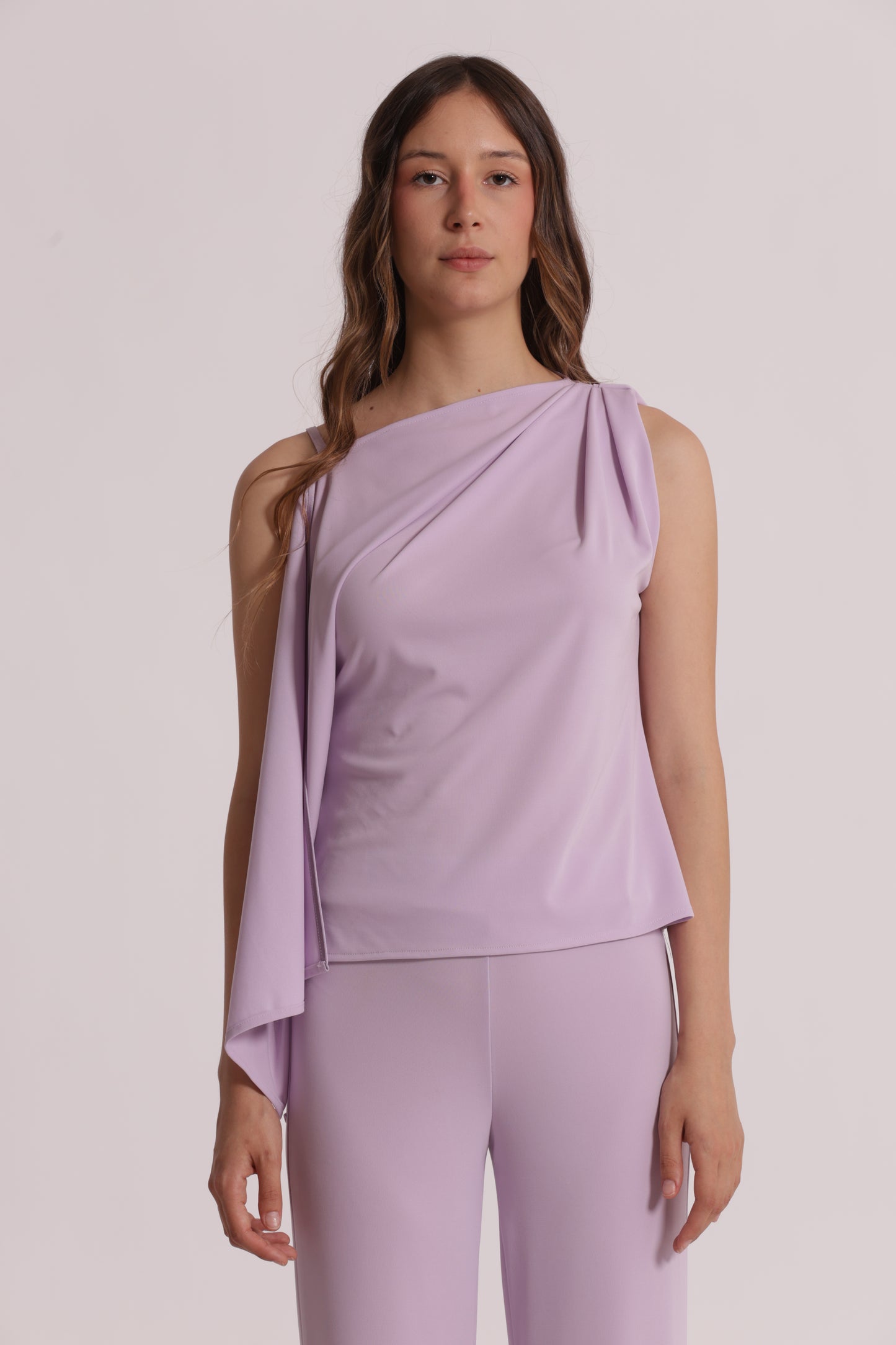 BLUSA CON SPALLA SCESA