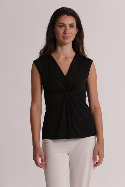 TOP SCOLLO A V CON ARRICCIATURA FRONTALE