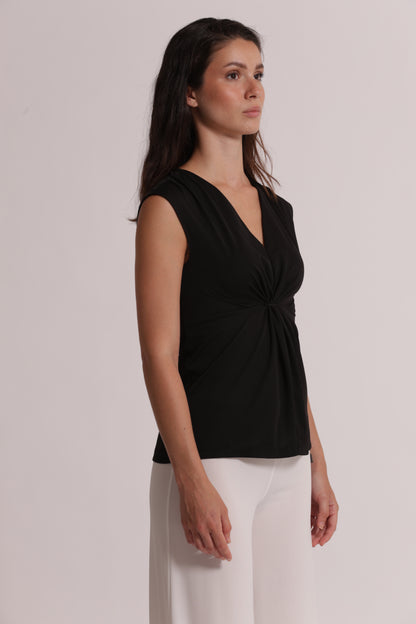 TOP SCOLLO A V CON ARRICCIATURA FRONTALE