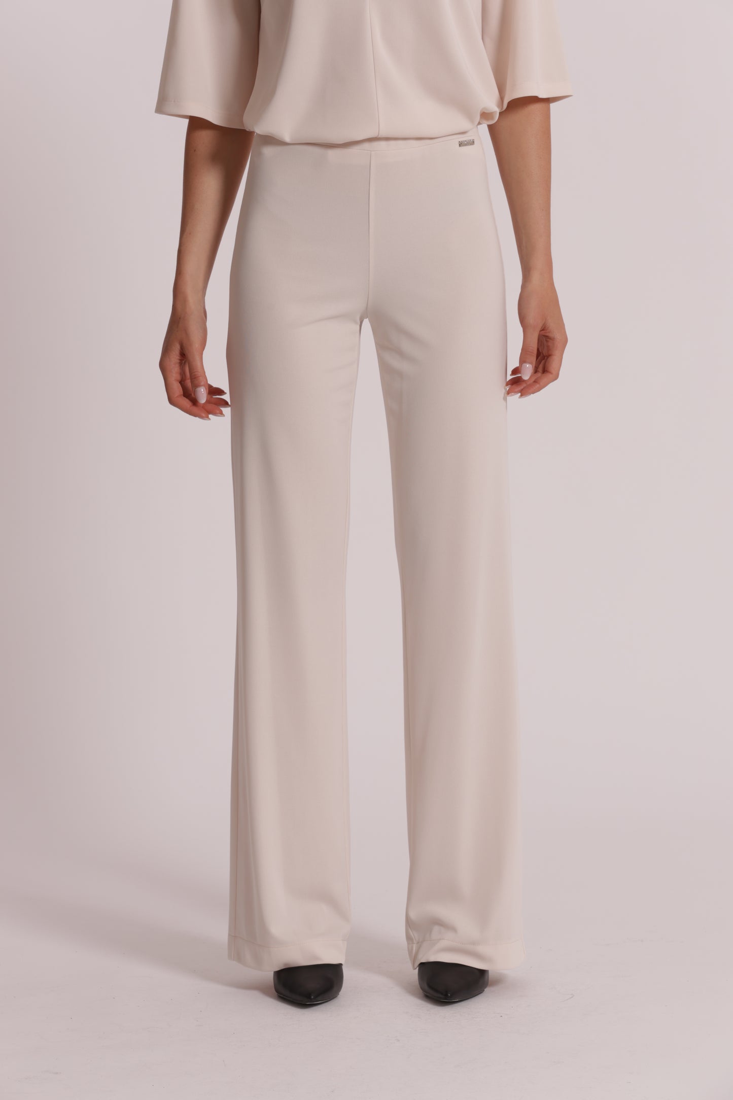 PANTALONE PALAZZO CON ELASTICO IN VITA