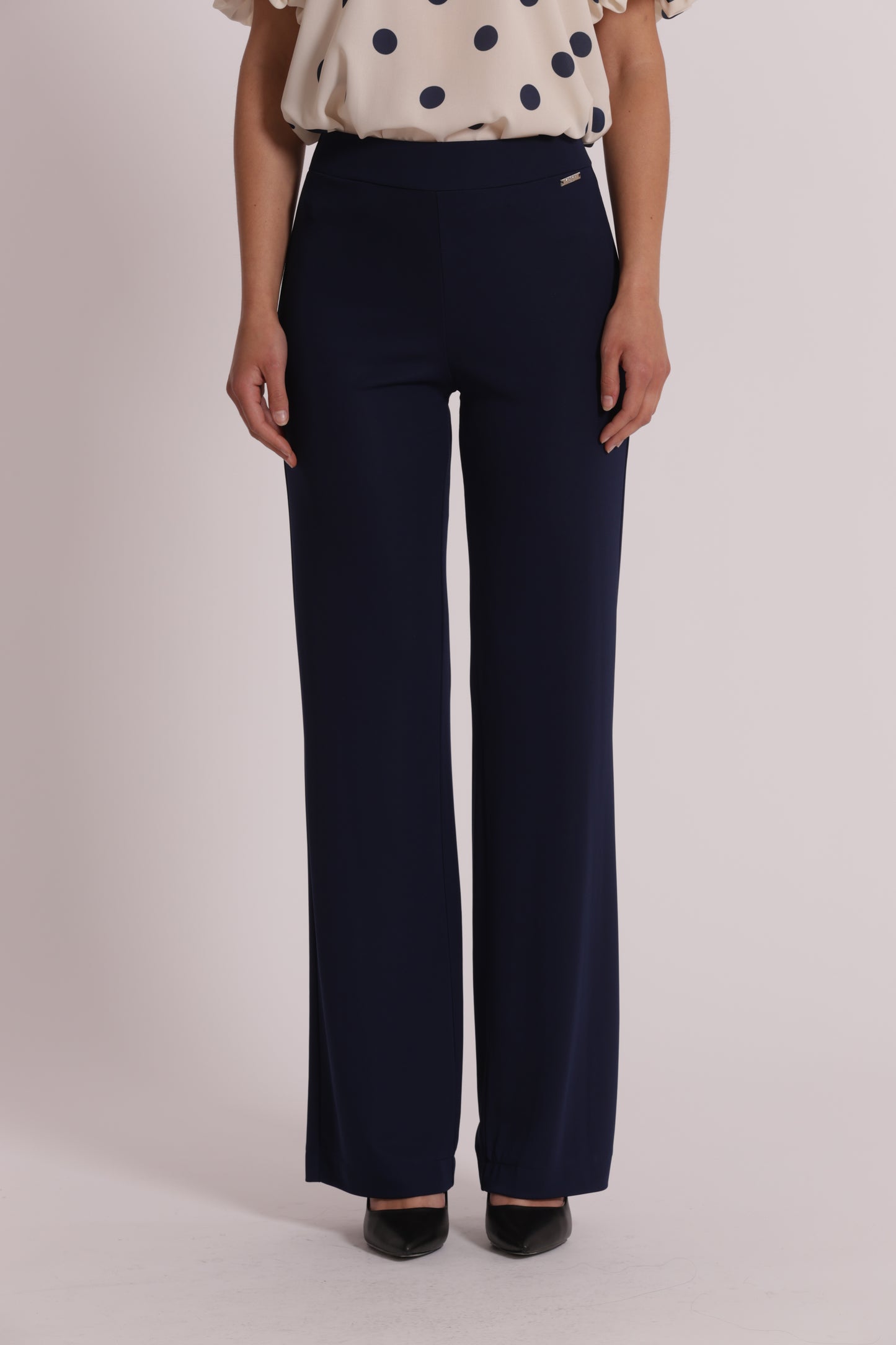 PANTALONE PALAZZO CON ELASTICO IN VITA