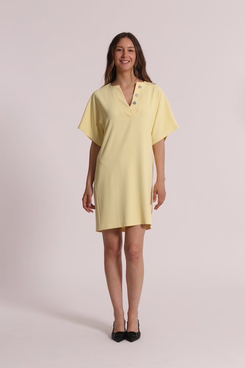 ABITO CORTO A MEZZE MANICHE CON DETTAGLIO GIOIELLO