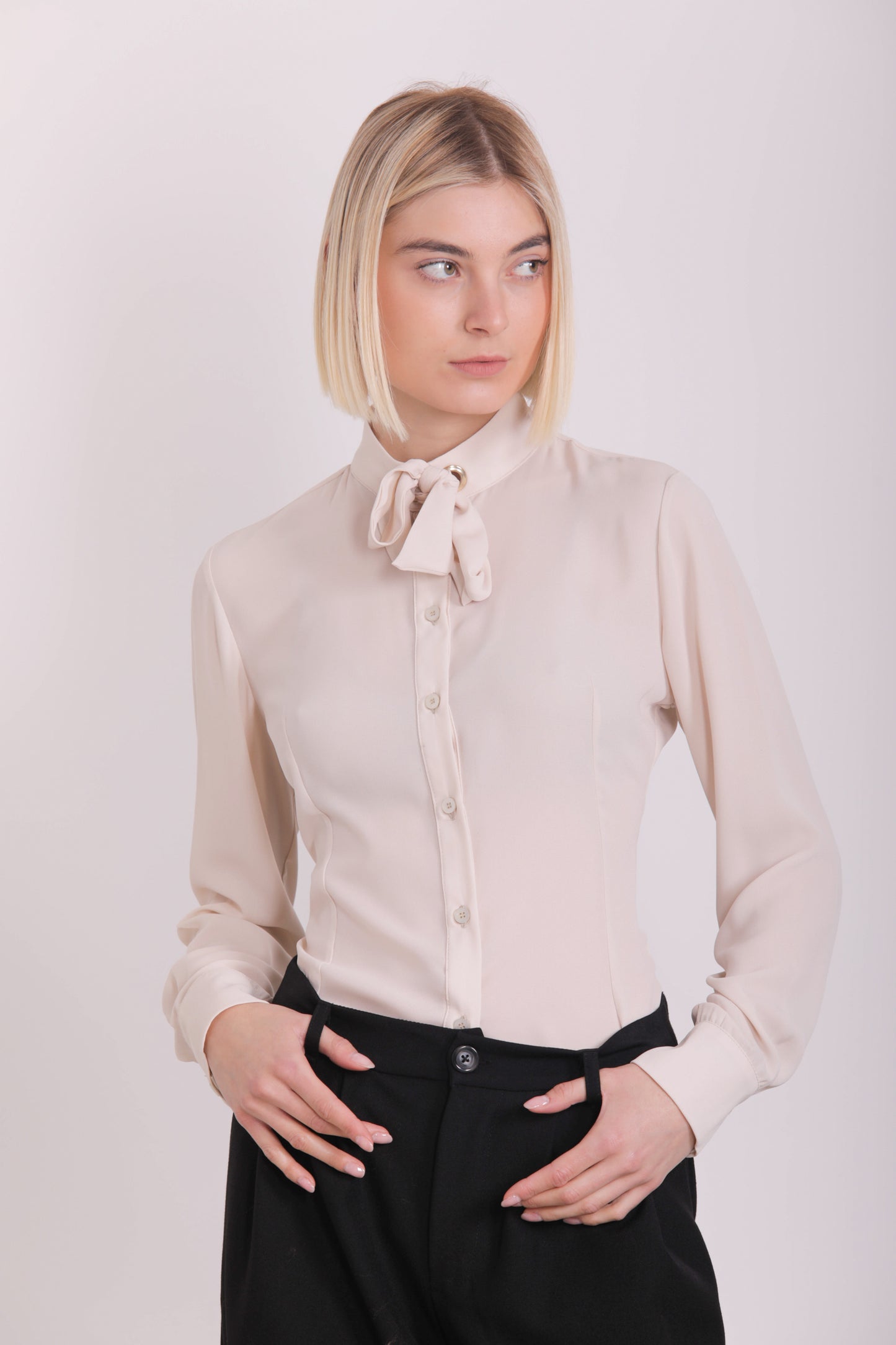 CAMICIA CON COLLO ALLA COREANA