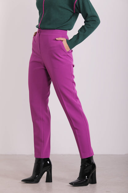 PANTALONE CON ELASTICO DIETRO IN TESSUTO TECNICO