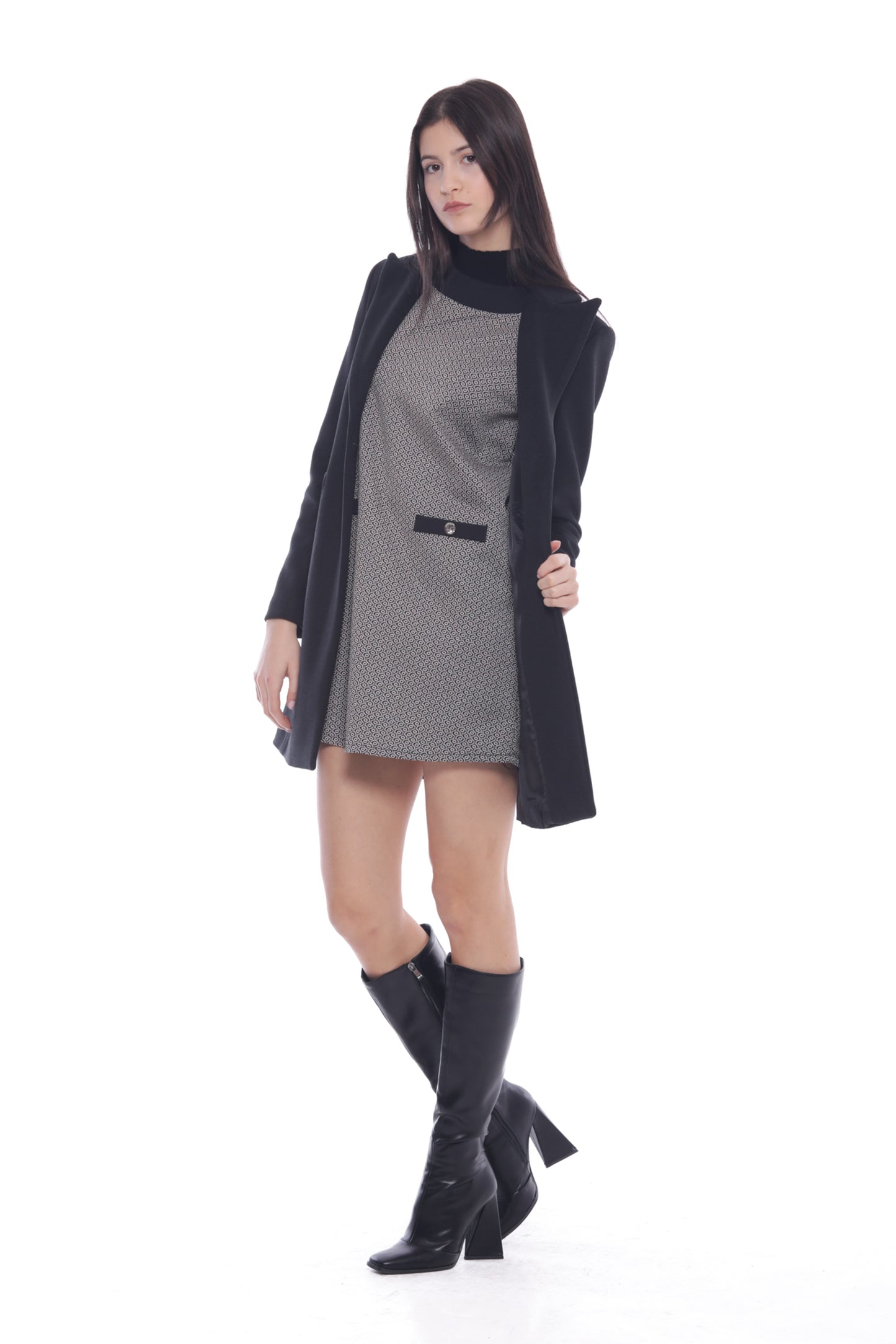 CAPPOTTO CON TASCHE A FIOCCO