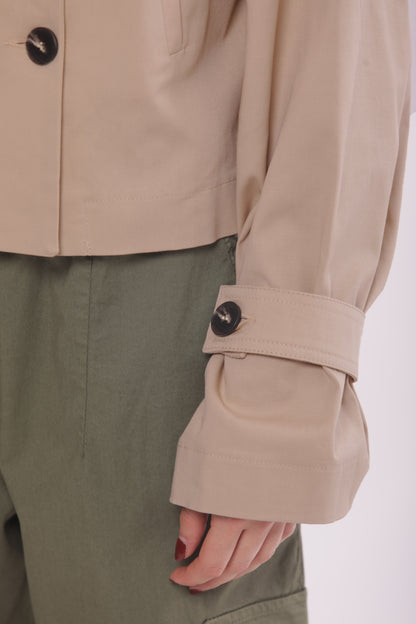 TRENCH CROPPED IN GABARDINA