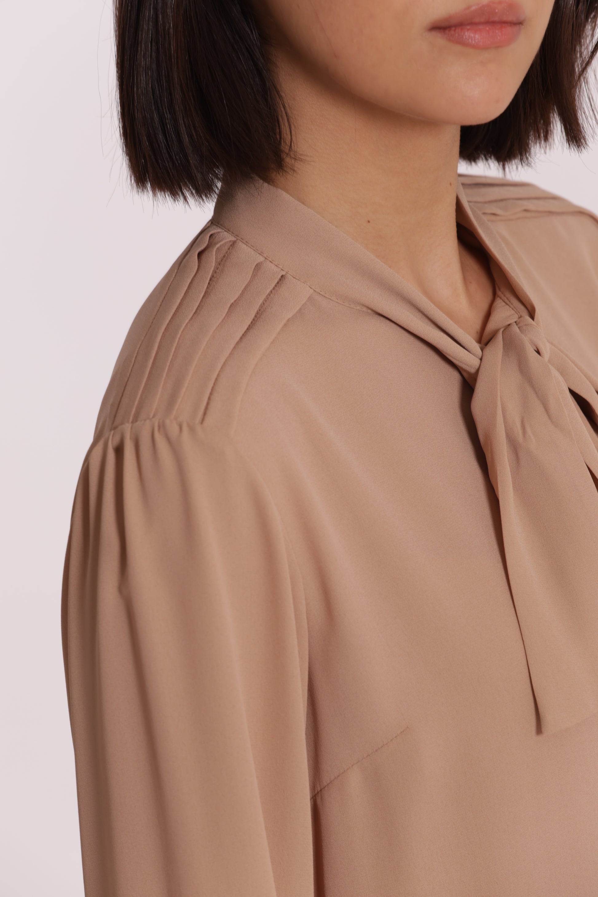BLUSA CON FUSCIACCA