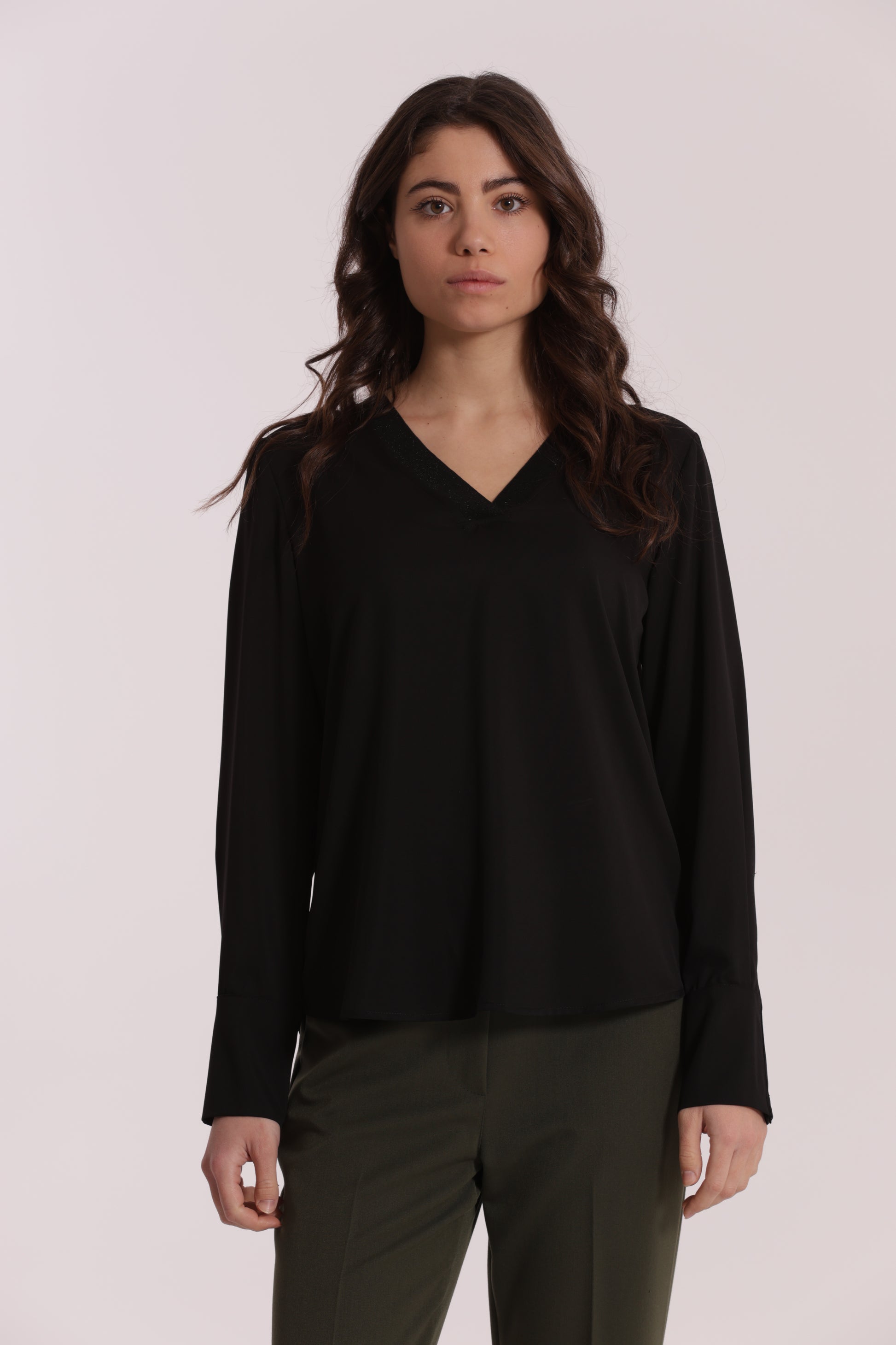 BLUSA SCOLLO A V CON DETTAGLIO LUREX