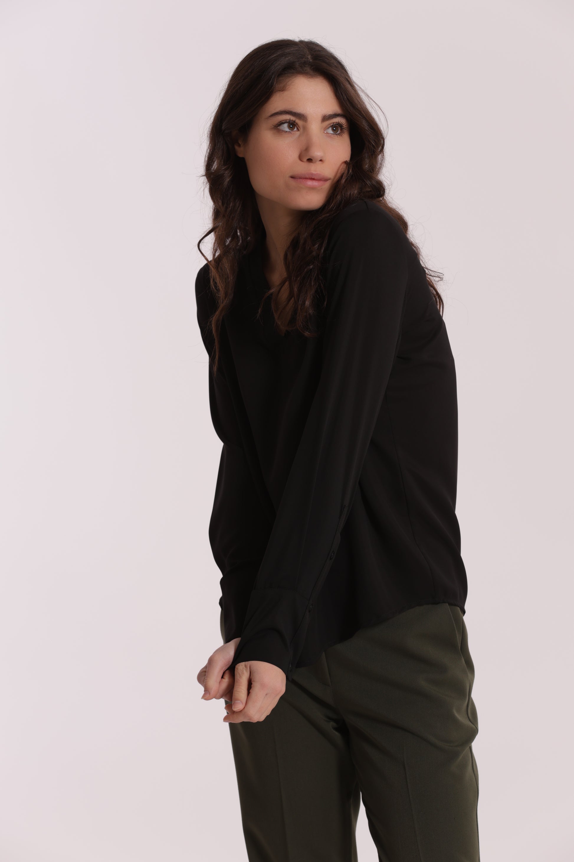 BLUSA SCOLLO A V CON DETTAGLIO LUREX