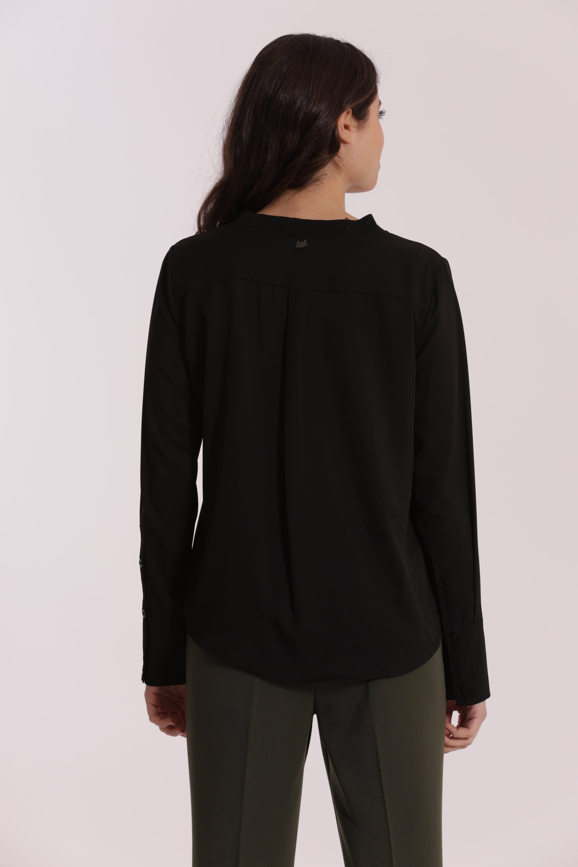 BLUSA SCOLLO A V CON DETTAGLIO LUREX
