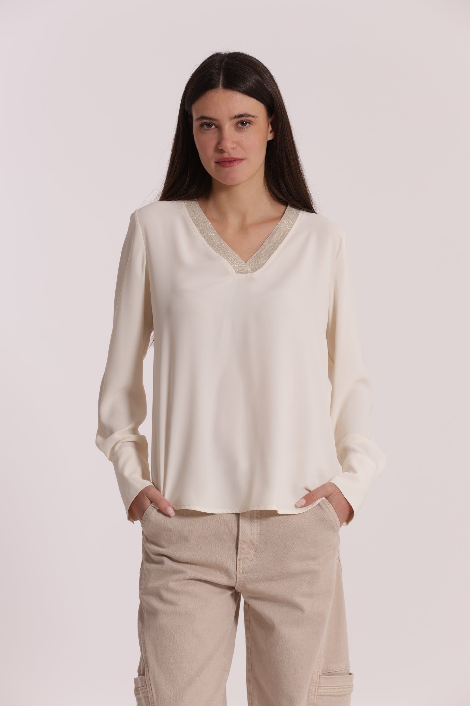 BLUSA SCOLLO A V CON DETTAGLIO LUREX