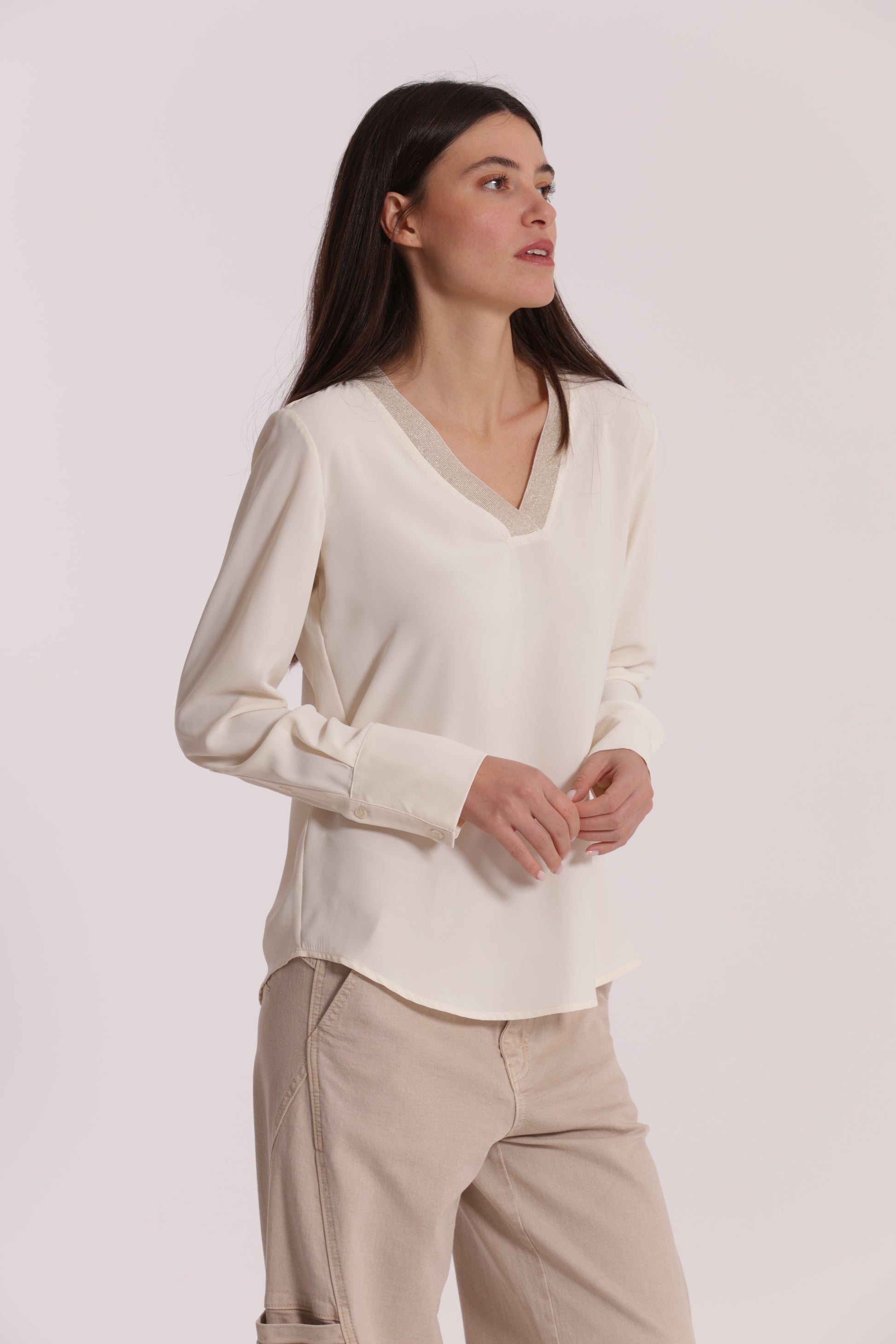 BLUSA SCOLLO A V CON DETTAGLIO LUREX