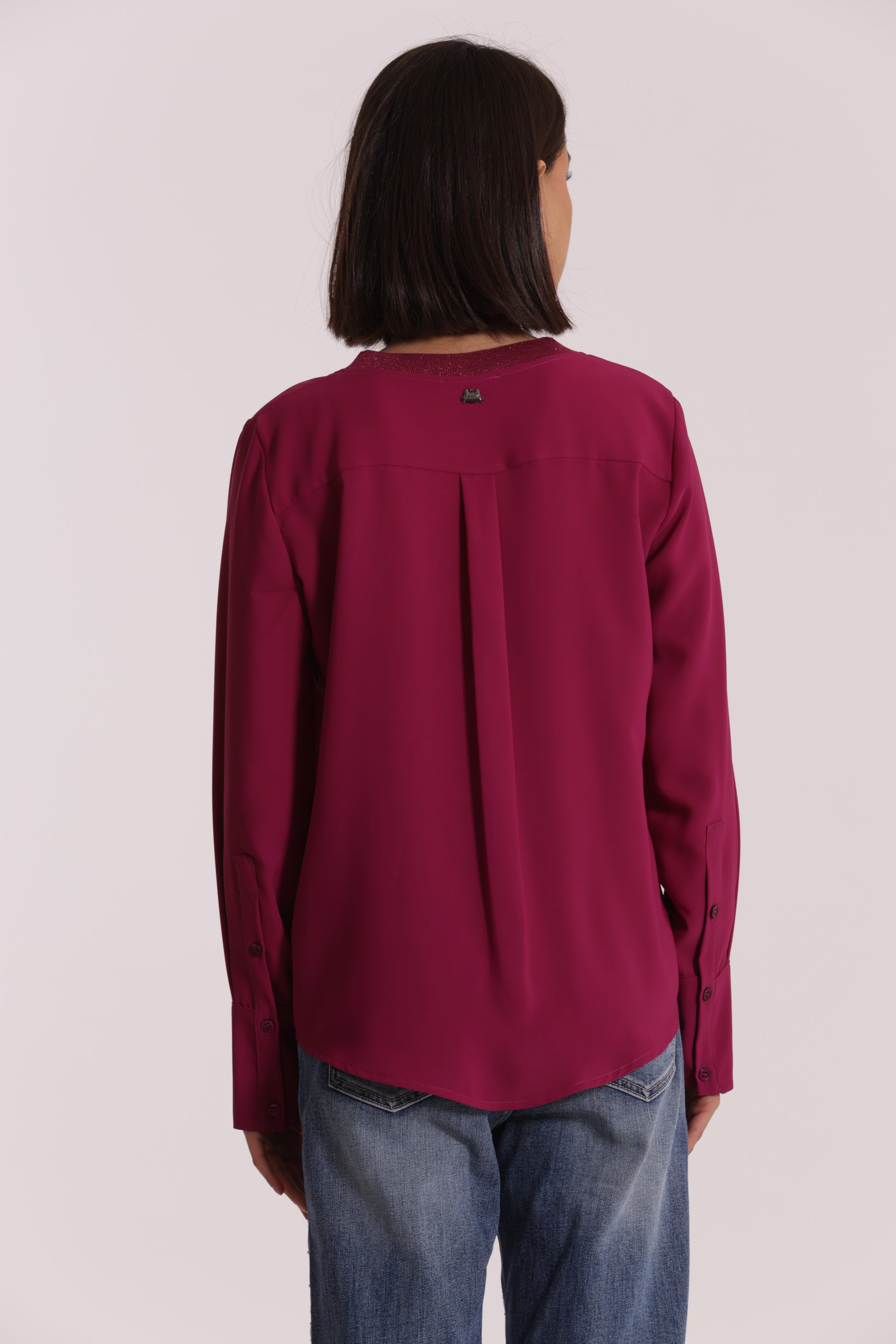 BLUSA SCOLLO A V CON DETTAGLIO LUREX