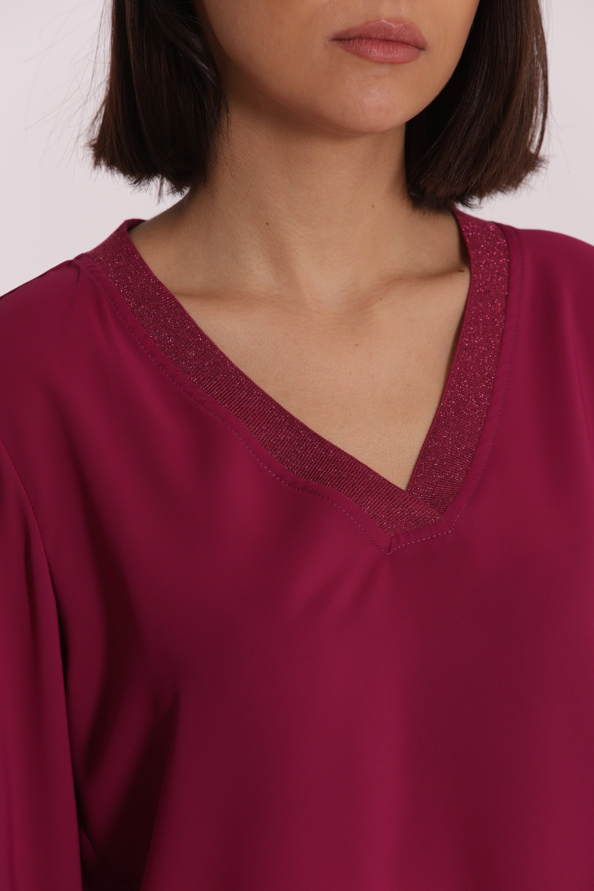 BLUSA SCOLLO A V CON DETTAGLIO LUREX