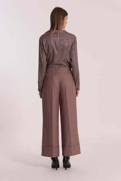 PANTALONE CROPPED IN TESSUTO FIAMMATO