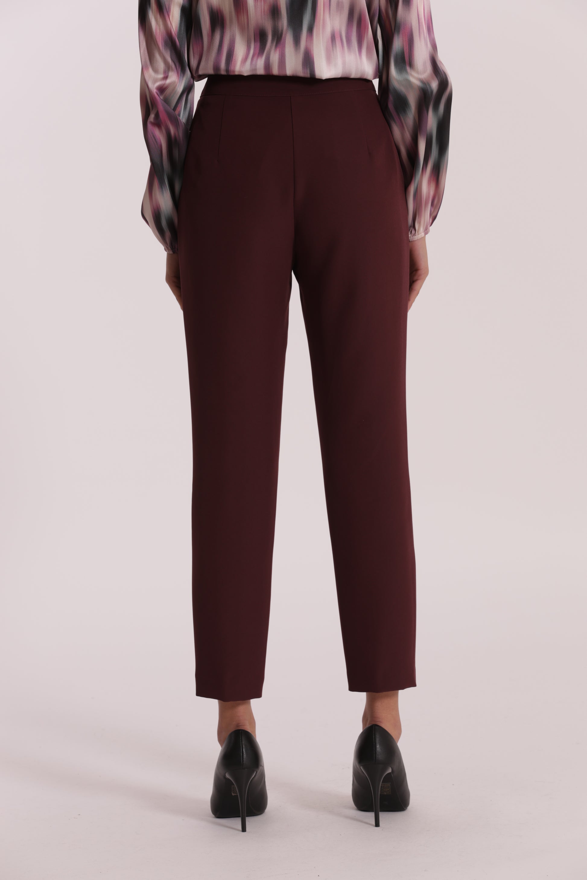 PANTALONE SIGARETTA IN TESSUTO TECNICO
