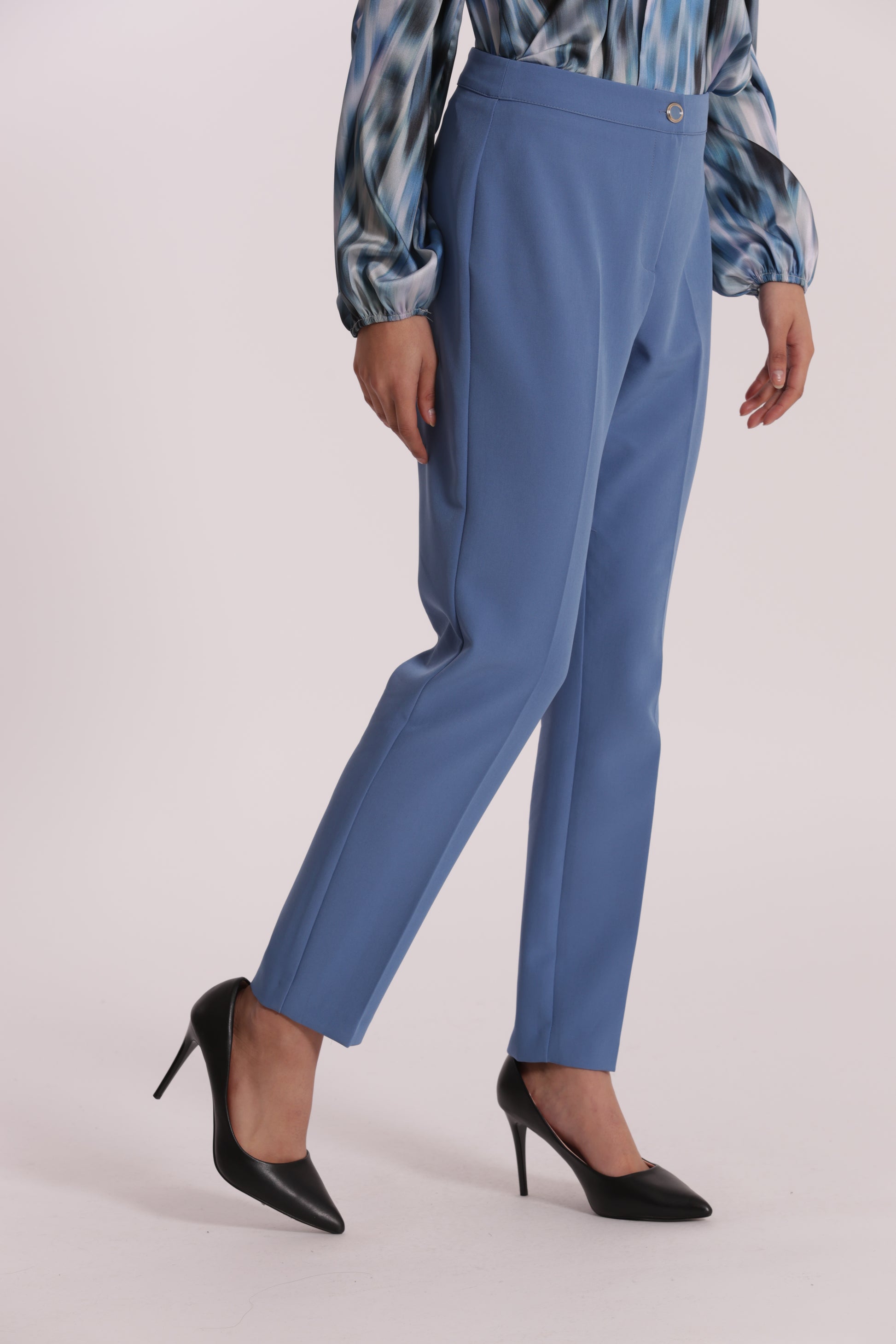 PANTALONE SIGARETTA IN TESSUTO TECNICO