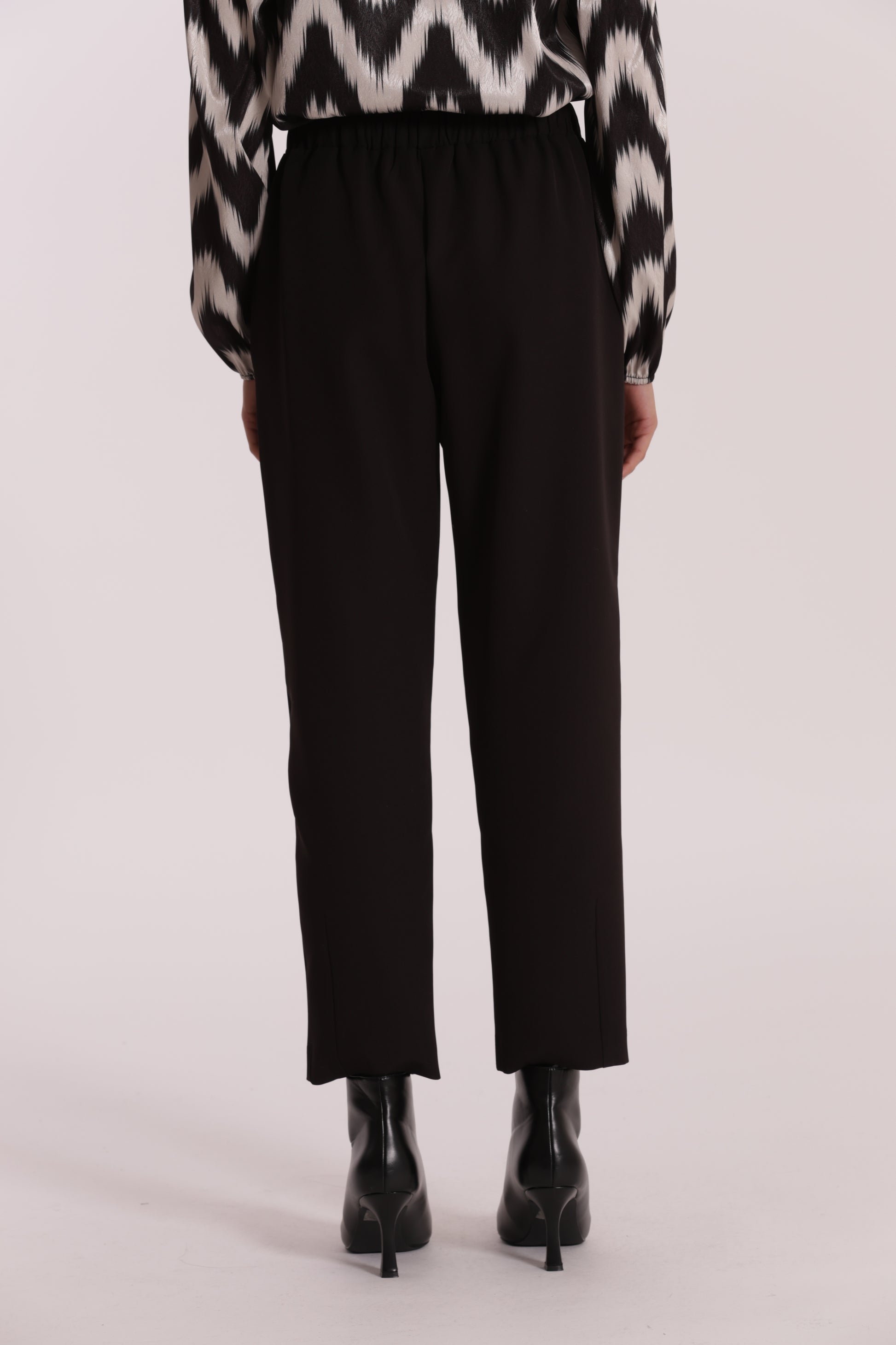 PANTALONE PALLONCINO IN TESSUTO TECNICO