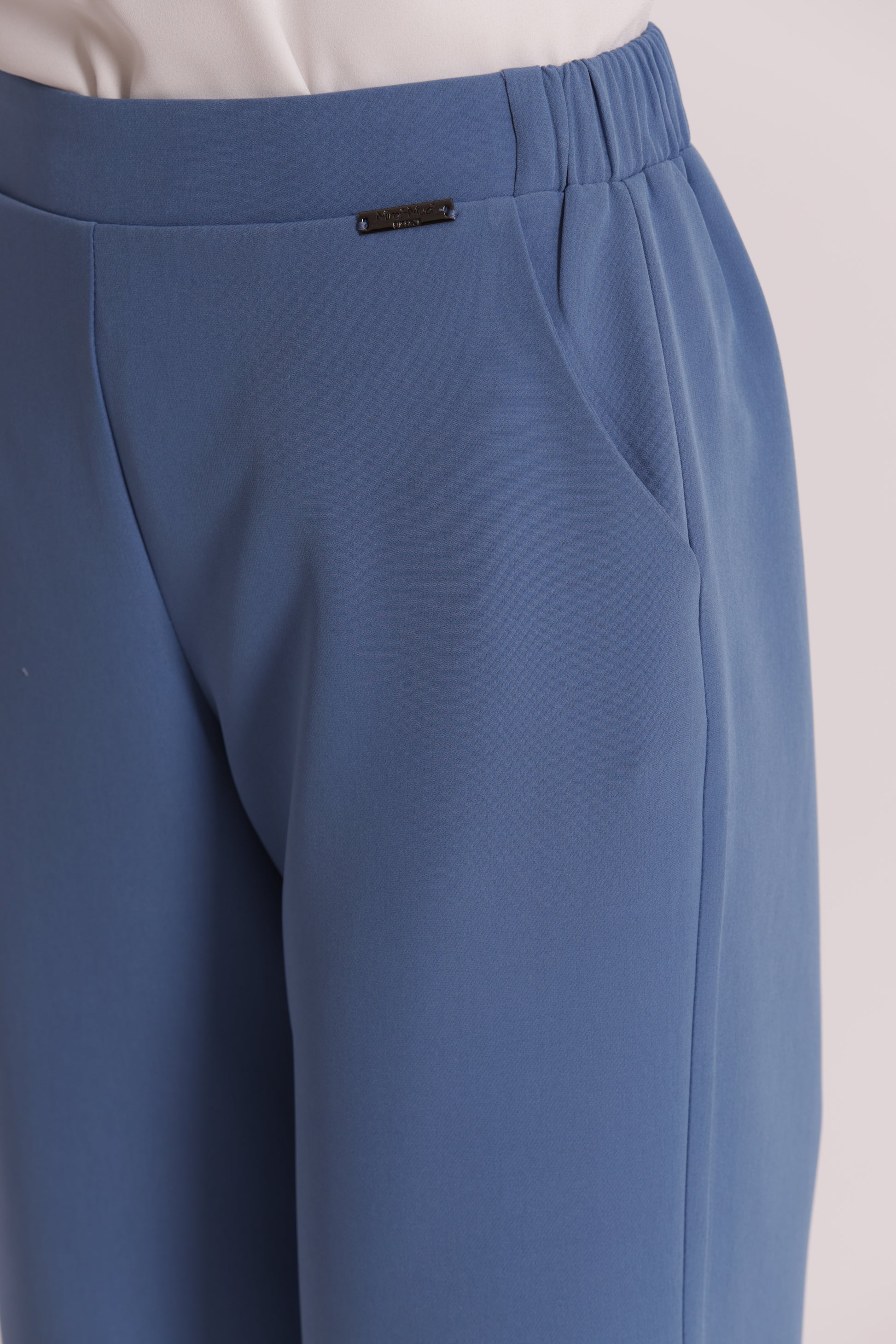 PANTALONE PALLONCINO IN TESSUTO TECNICO