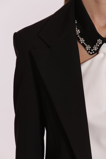 GIACCA CROPPED SENZA BOTTONI IN TESSUTO TECNICO