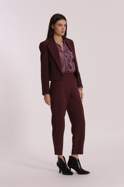 GIACCA CROPPED SENZA BOTTONI IN TESSUTO TECNICO